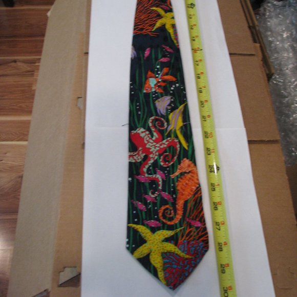 100% Silk Men's Tie by Rosetti  Aquarium Theme 1F - Picture 1 of 7